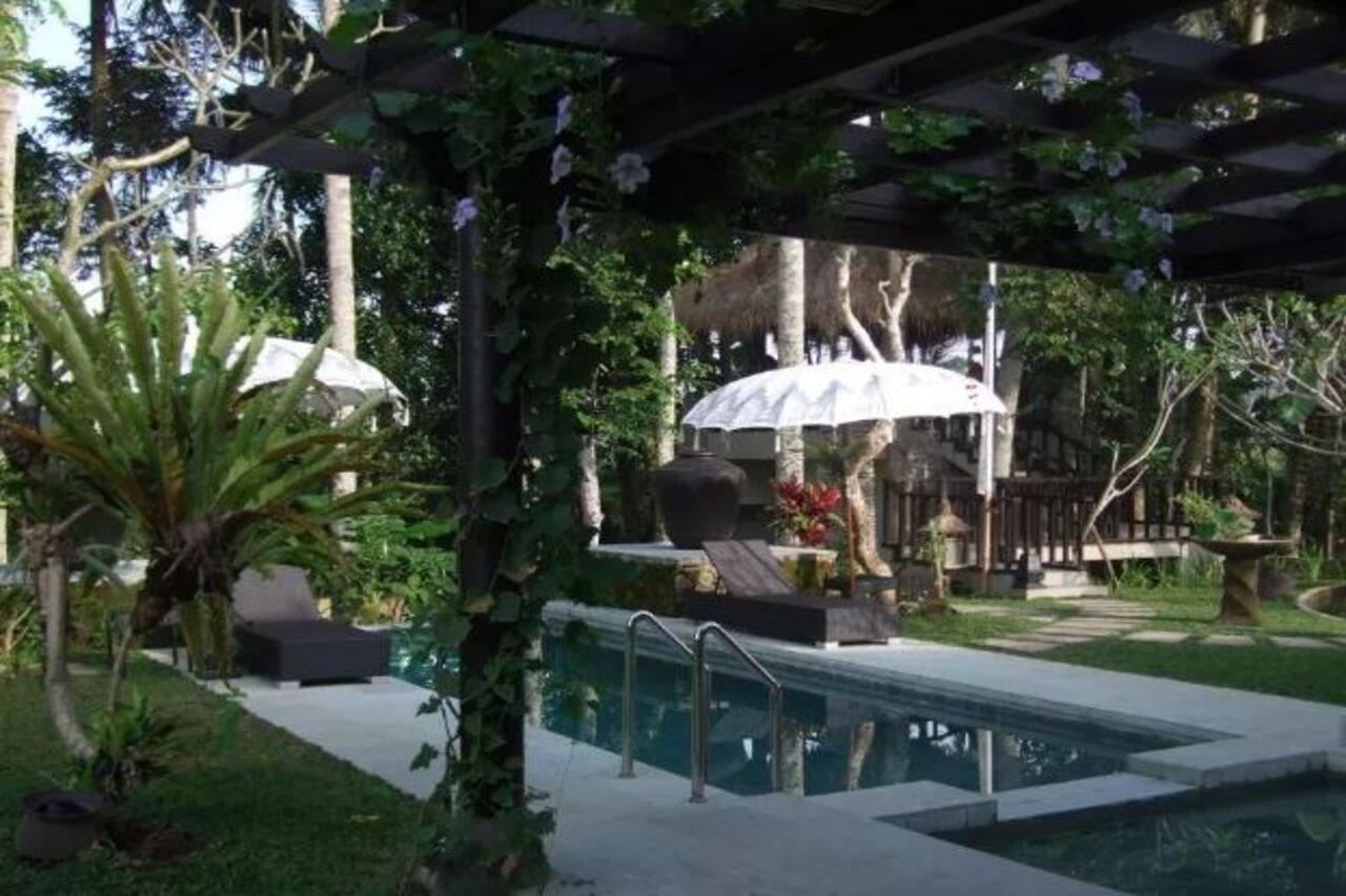 Puri Lotus Hotel Ubud Buitenkant foto