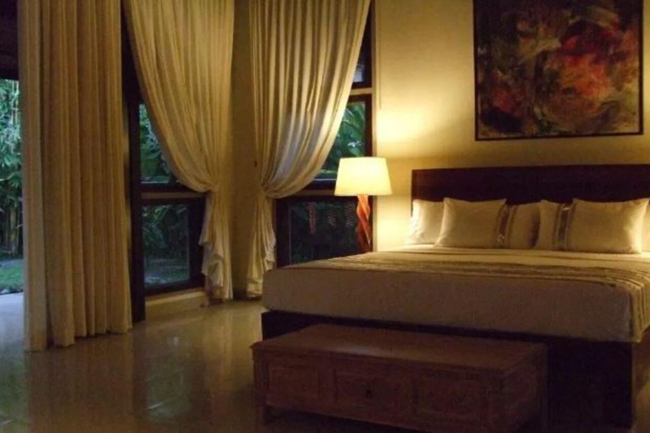 Puri Lotus Hotel Ubud Buitenkant foto
