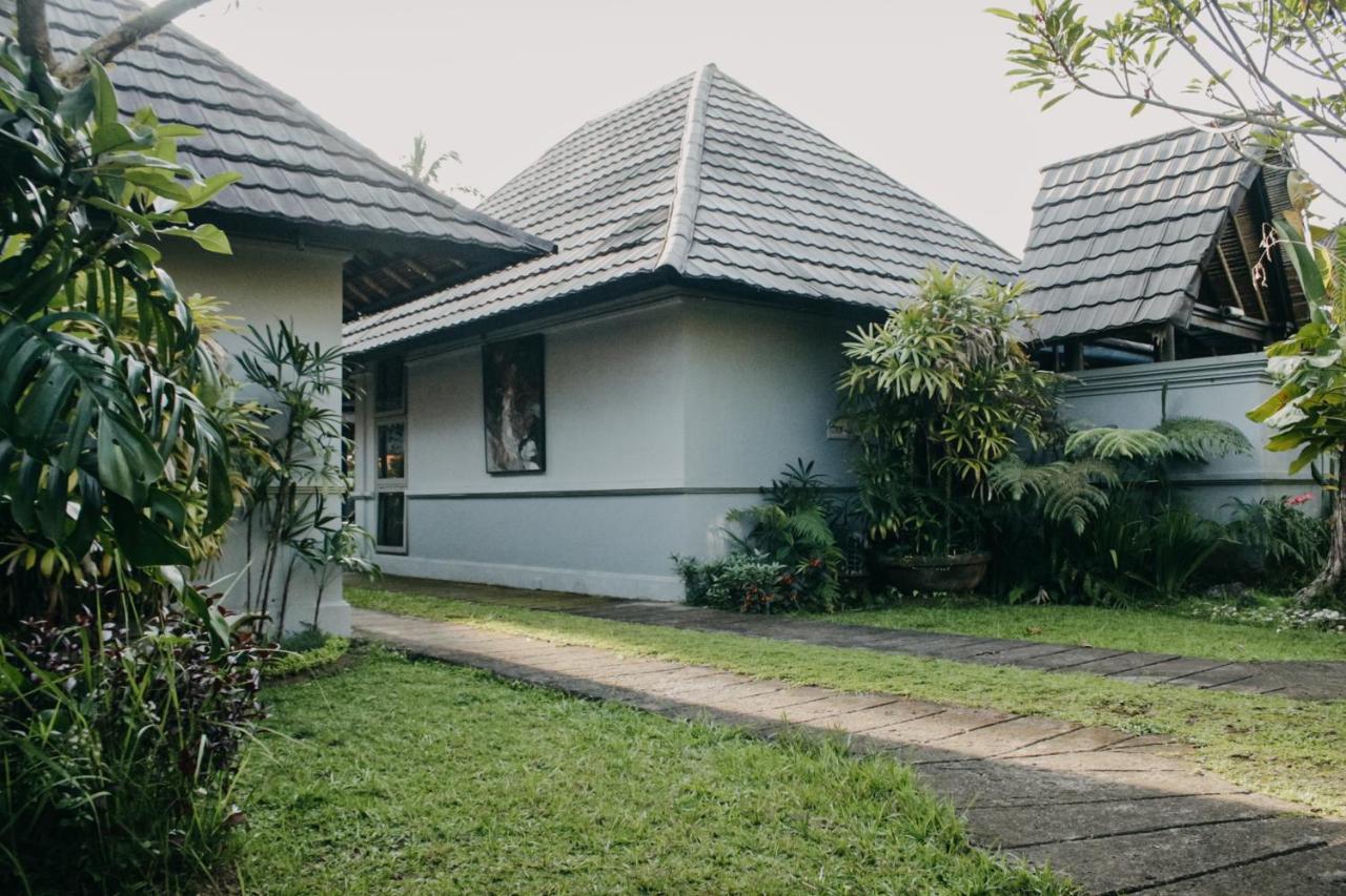 Puri Lotus Hotel Ubud Buitenkant foto