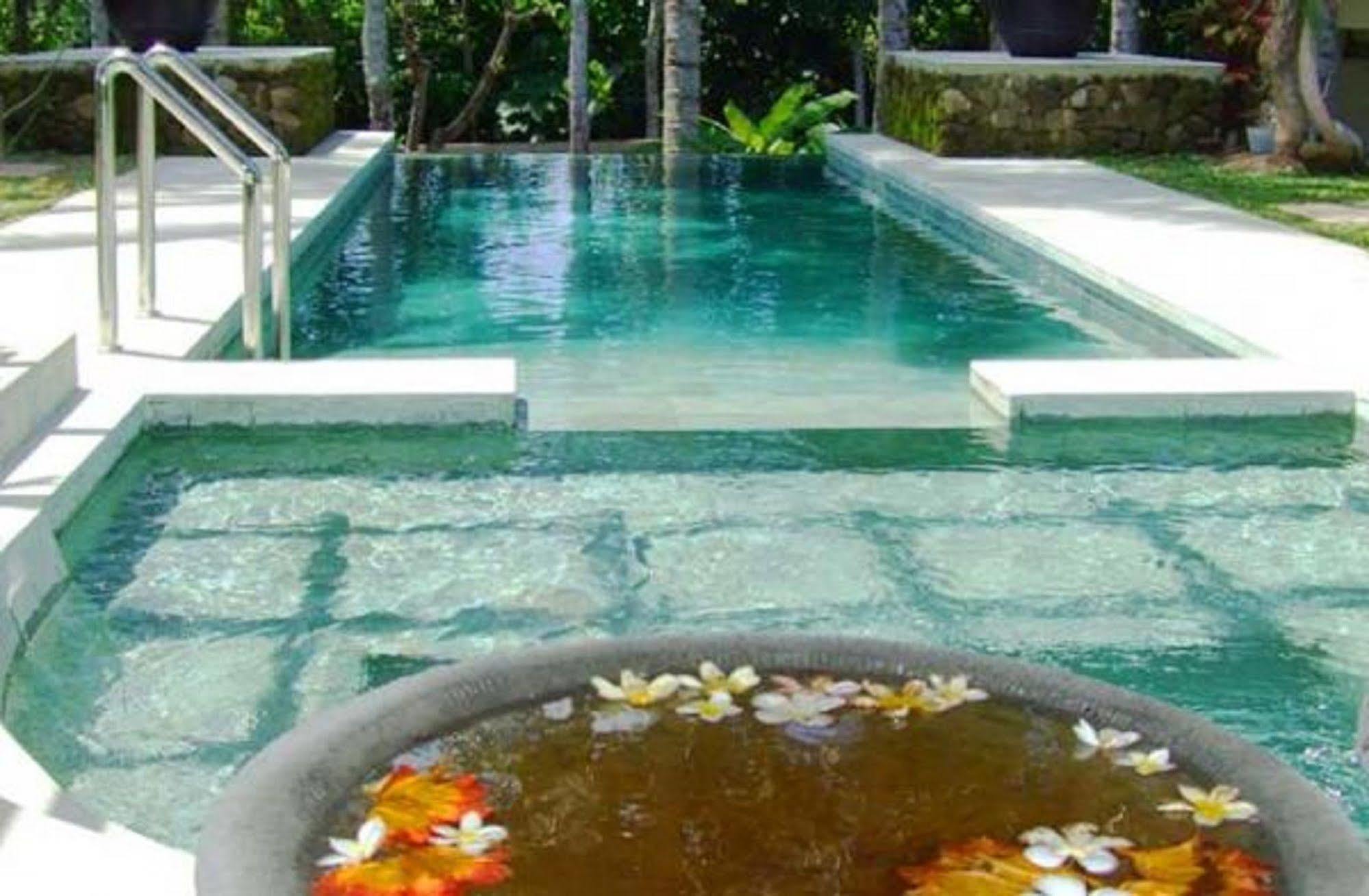 Puri Lotus Hotel Ubud Buitenkant foto