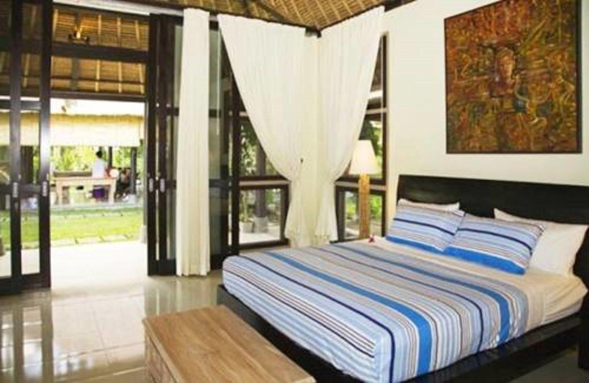 Puri Lotus Hotel Ubud Buitenkant foto